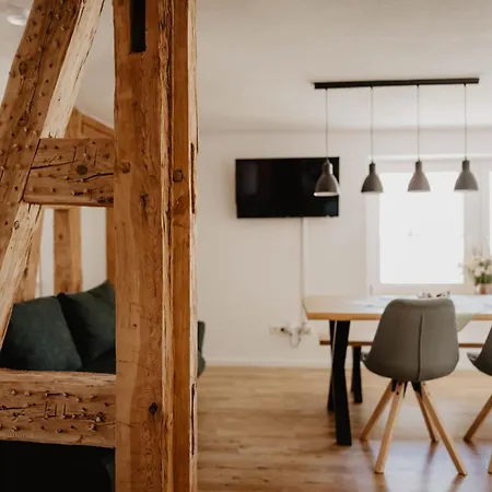 Lindenglueck شقة لوفنغن