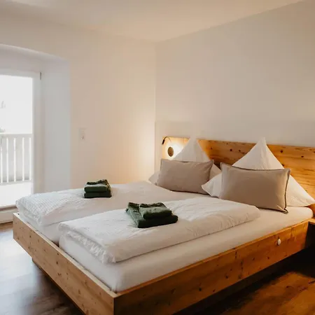 Lindenglueck لوفنغن